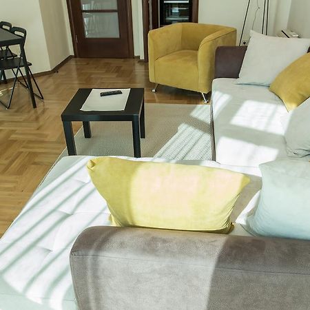 Flat Fortunella Apartment บุดวา ภายนอก รูปภาพ
