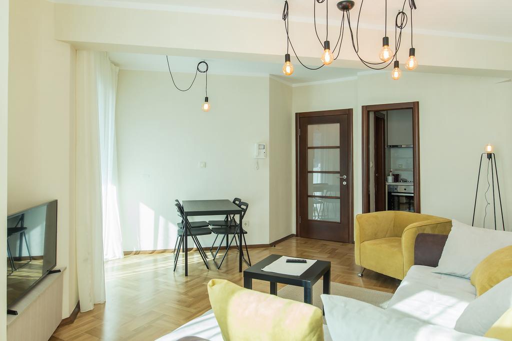 Flat Fortunella Apartment บุดวา ภายนอก รูปภาพ