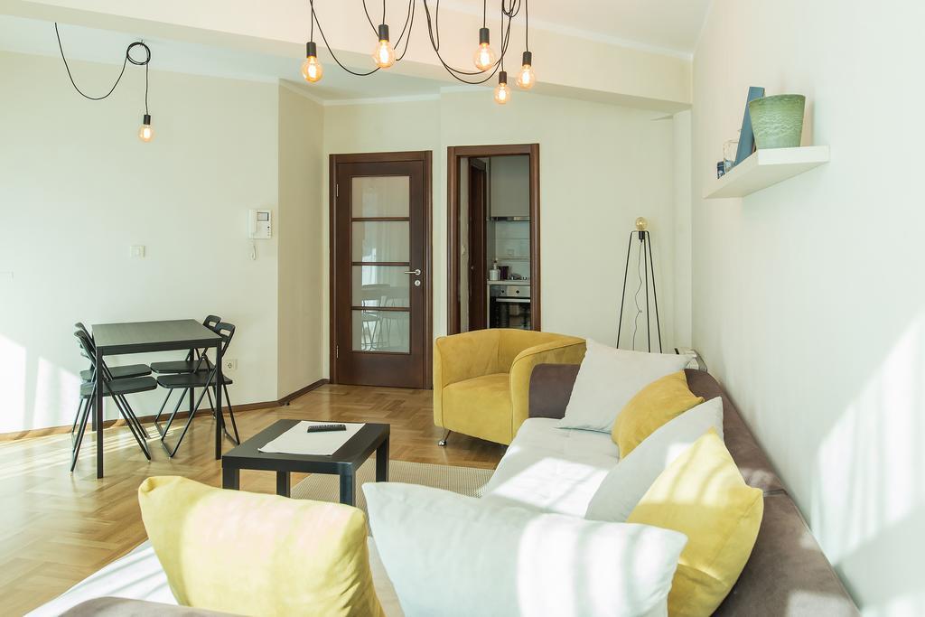 Flat Fortunella Apartment บุดวา ภายนอก รูปภาพ