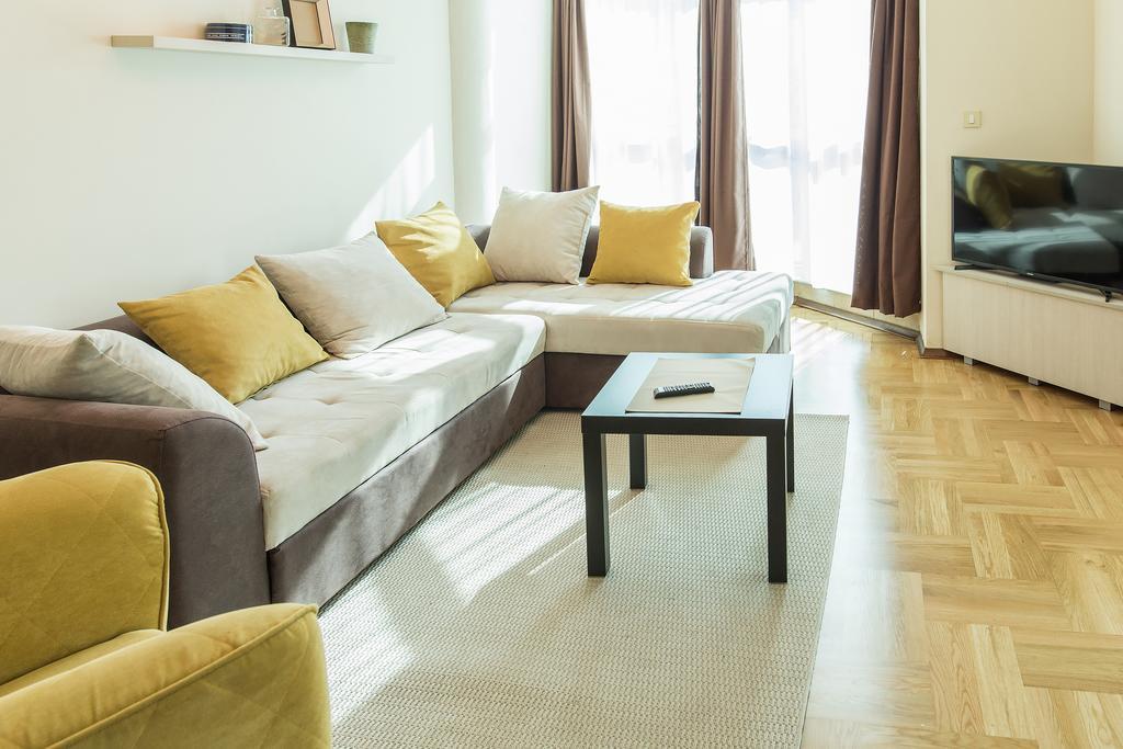 Flat Fortunella Apartment บุดวา ภายนอก รูปภาพ