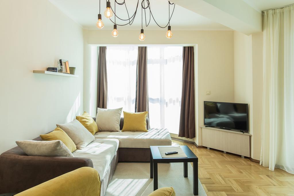 Flat Fortunella Apartment บุดวา ภายนอก รูปภาพ