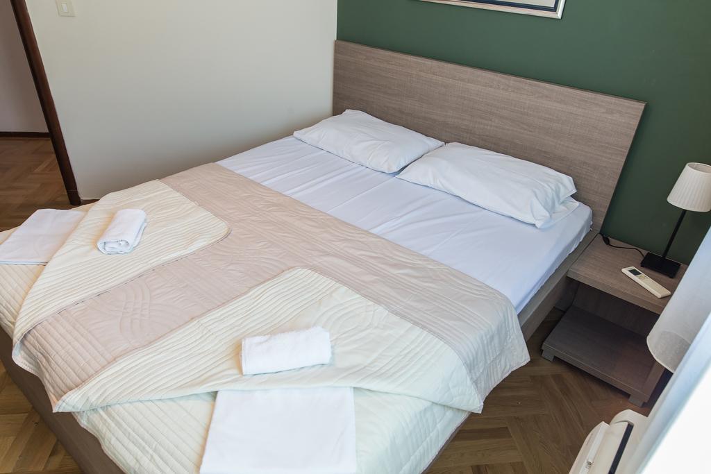 Flat Fortunella Apartment บุดวา ภายนอก รูปภาพ