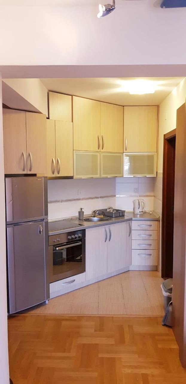Flat Fortunella Apartment บุดวา ห้อง รูปภาพ